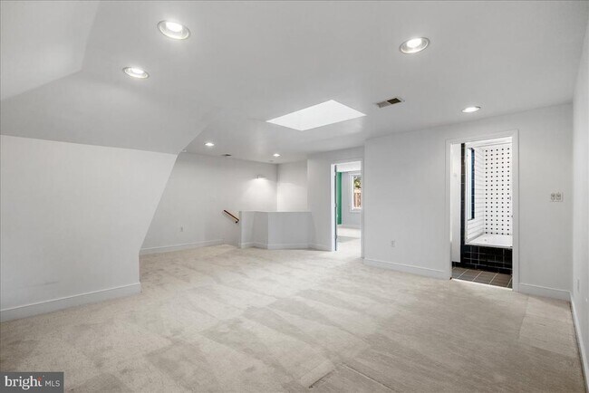 Building Photo - 2355 Ashmead Pl NW