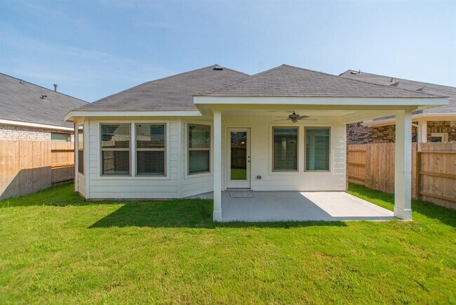Building Photo - 10626 Whitejacket