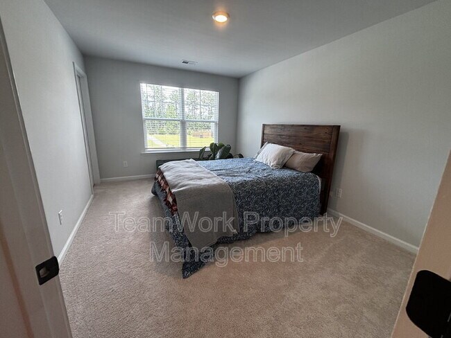 Building Photo - 231 Cozy Brook Ct