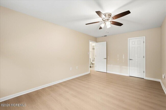 Building Photo - 203 Wellington Pl