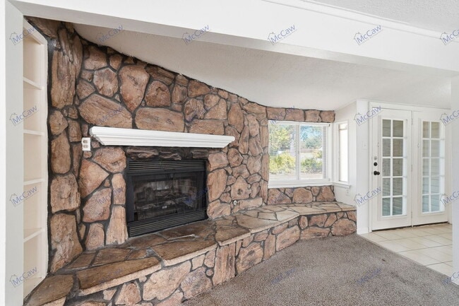 Building Photo - 3401 Princeton Dr