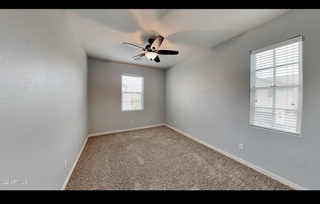 Building Photo - 10514 E Neville Ave