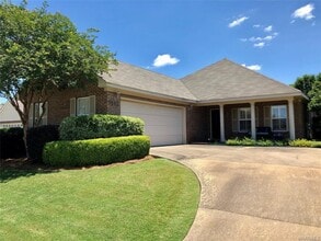 Building Photo - 9225 Harrington Cir