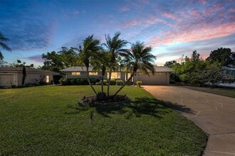 Building Photo - 11490 84th Ave