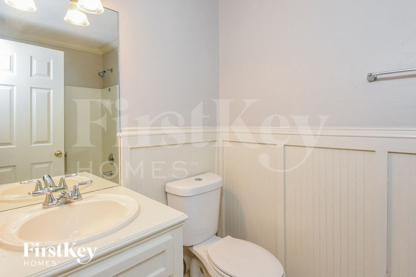 Building Photo - 38 Michael Ct