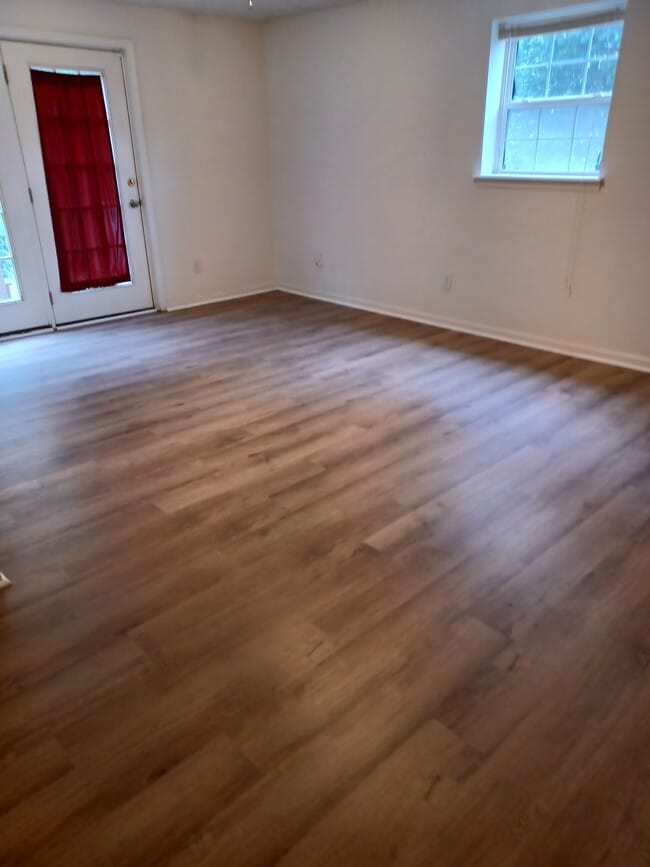 Building Photo - 5412 Suda Dr