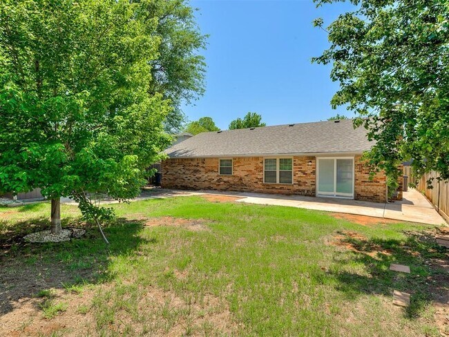 Building Photo - 1305 Apollo Rd