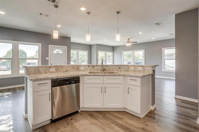 Building Photo - 1117 E Cantey St