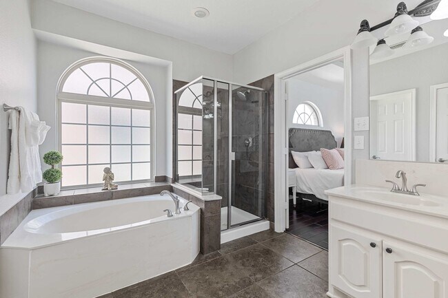 Building Photo - 7016 Playa