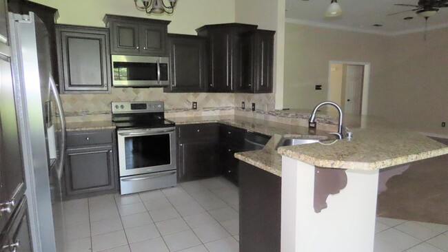 Building Photo - 21206 Altuda Ln
