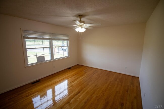 Building Photo - 1777 Clover Rd