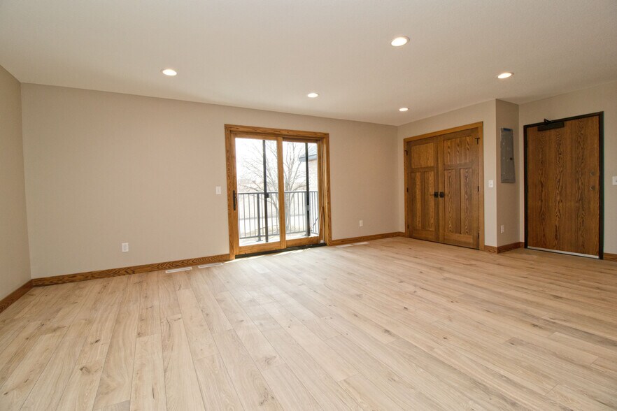 Building Photo - 610 Martin Ave