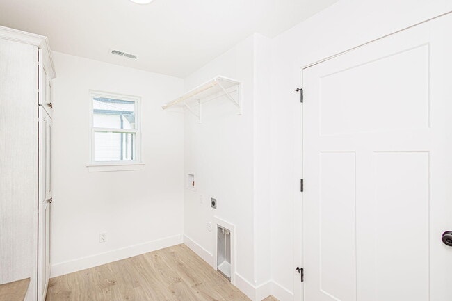 Building Photo - 4505 Chambers Bay Dr