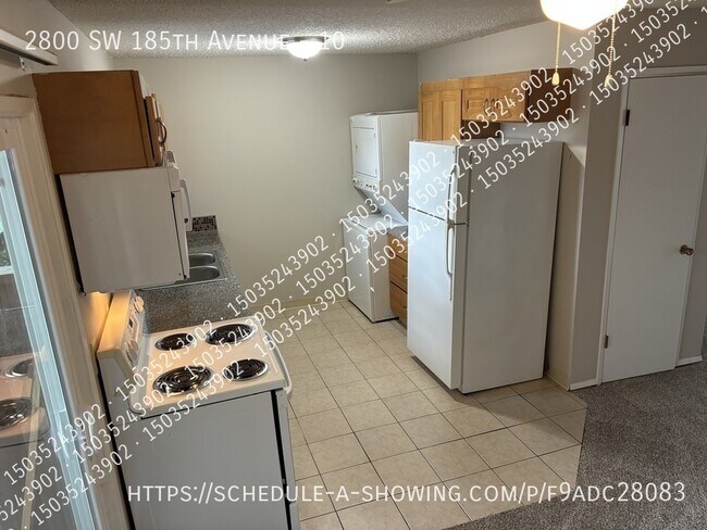 Building Photo - 2800 SW 185th Ave
