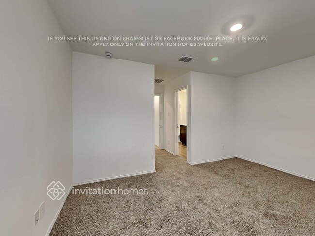 Building Photo - 3202 Crestone Dr