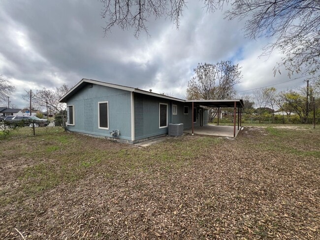 Building Photo - BEAUTIFUL HOME IN SAN ANTONIO TX. MOVE IN READY!.