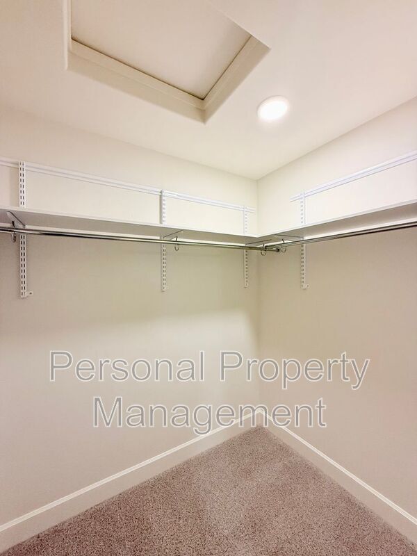 Building Photo - 8105 NE 167th Ave