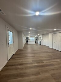 Building Photo - 2482 N Paintbrush Dr
