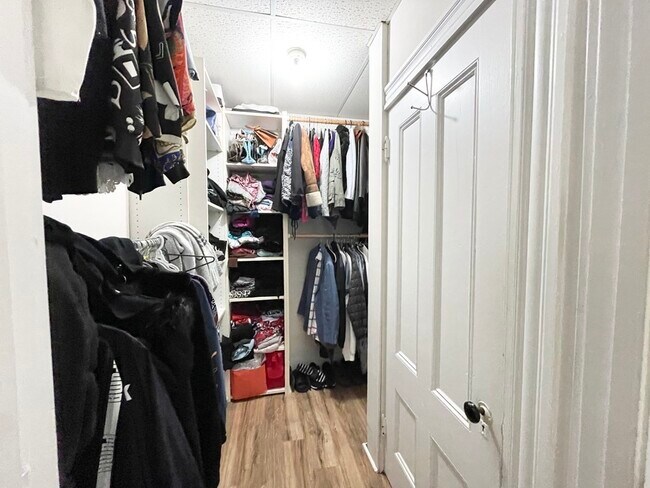 Building Photo - 26-28 Harbor View St