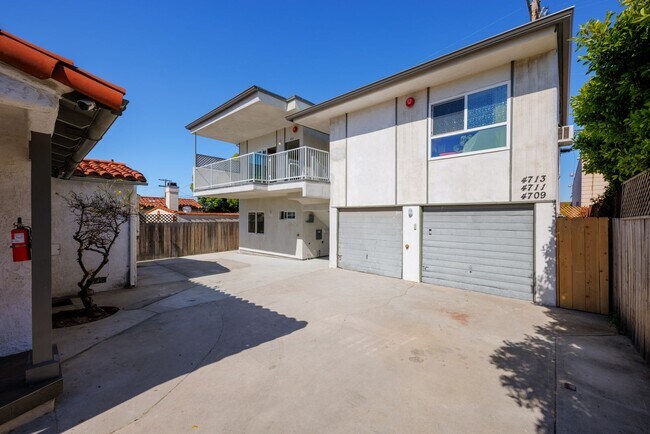 Building Photo - 4709 Soria Dr