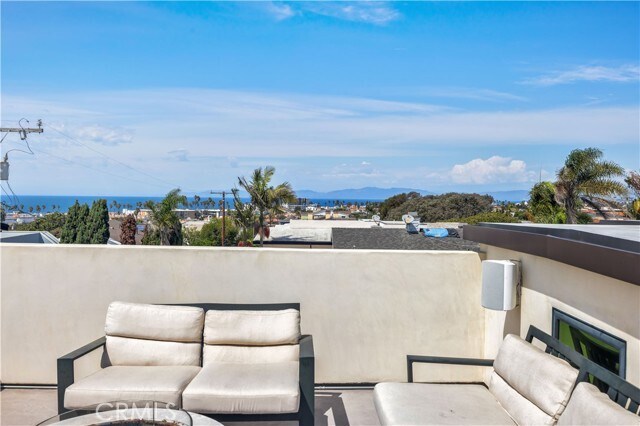 Building Photo - 332 Avenue E