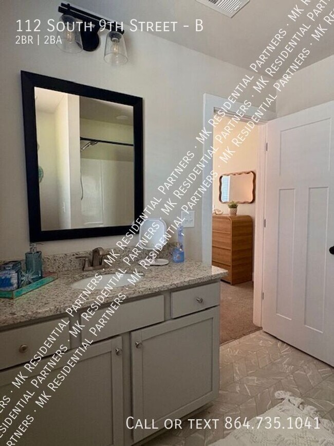 Building Photo - 112 S 9th St