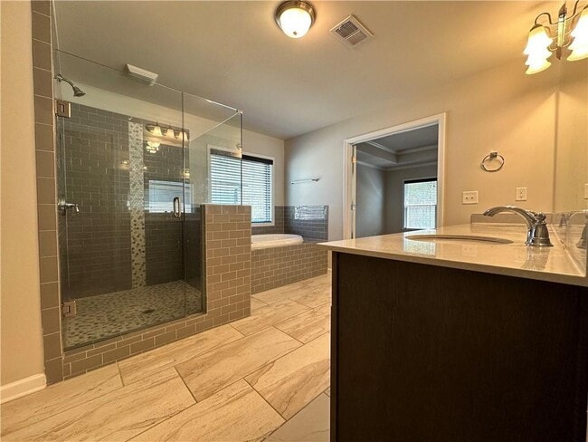 Building Photo - 3253 Cavendish Ct NE
