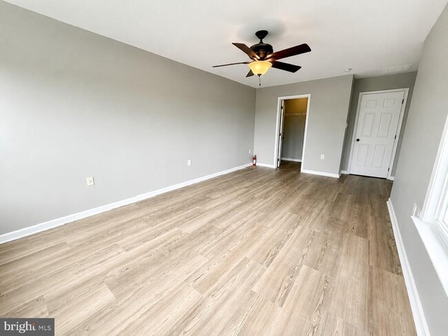 Building Photo - 20 Dunlap Dr