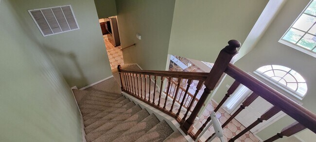Building Photo - Beautiful 4/3 2 Story Pool Home In Ocoee FL