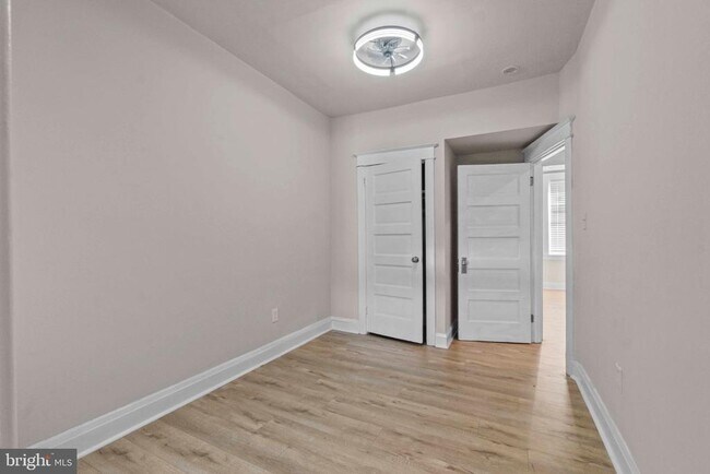 Building Photo - 2806 Ashland Ave