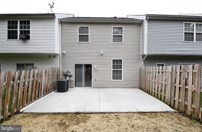Building Photo - 10914 Coreys Way