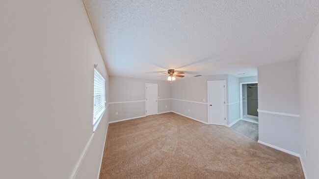 Building Photo - Charming 2 Bed, 2 Bath Rental with Garage ...