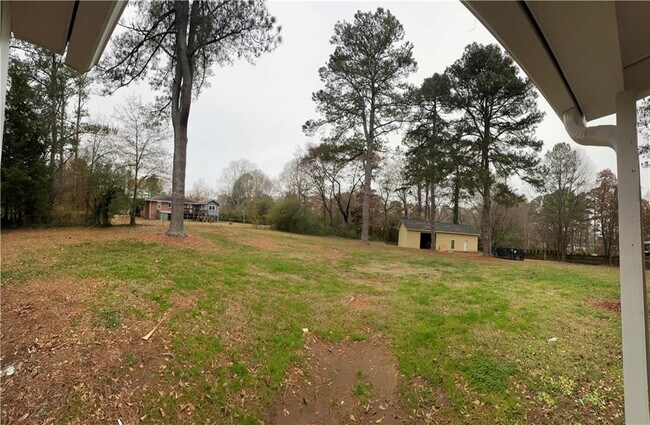 Building Photo - 481 New Salem Rd