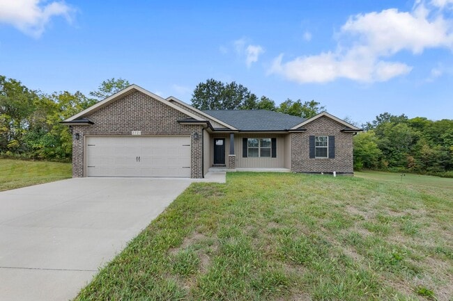 Primary Photo - Charming 3 Bedroom, 2 Bathroom Home in Jac...