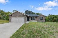 Building Photo - Charming 3 Bedroom, 2 Bathroom Home in Jac...