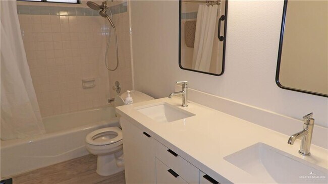 Building Photo - 2301 Anacua Cir