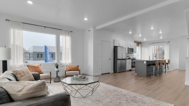 Building Photo - Brand New 4-Bed/3 Bath Town Home