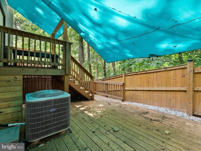 Building Photo - 2459 Pyrenees Ct