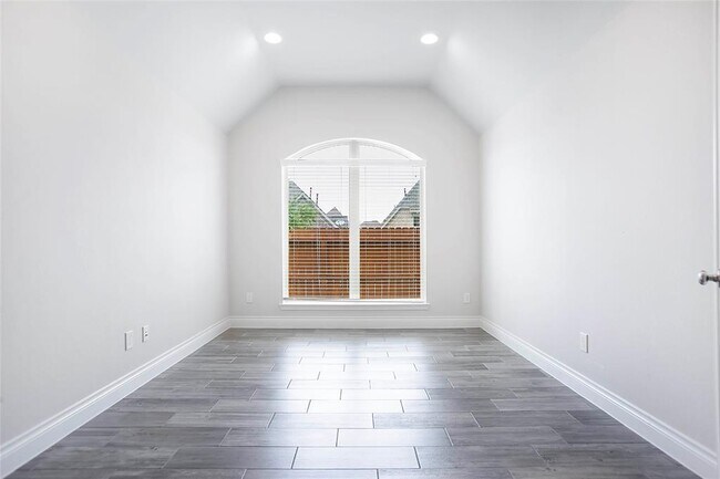 Building Photo - 28203 Checker Bend Ln