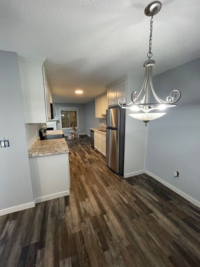 Building Photo - Special Offer! Only $2,399 – First Month 50% Off!