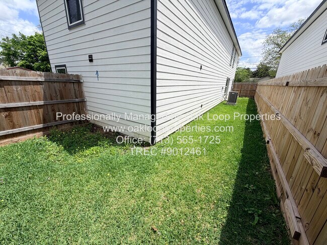 Building Photo - 8115 Denton St