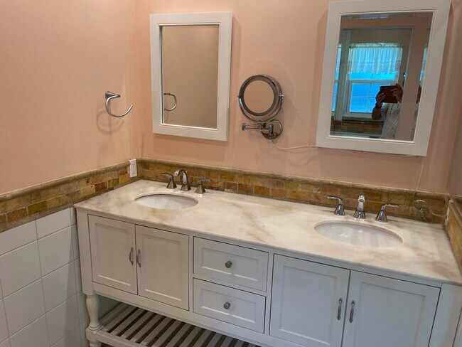 Building Photo - 505 Ocean Dunes Cir