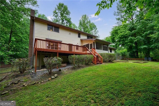 Building Photo - 10565 Shallowford Rd