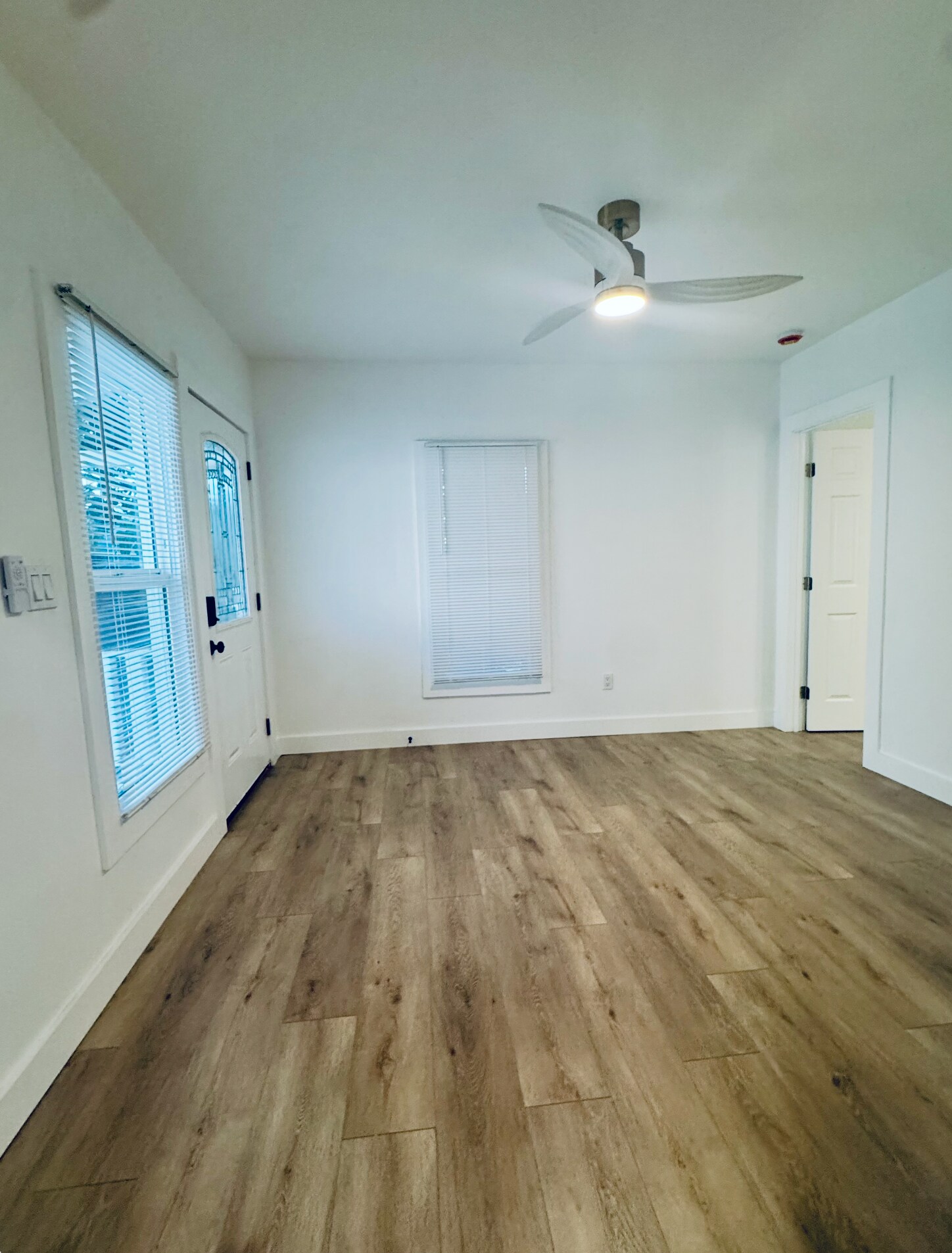 Building Photo - 3048 Guirado St