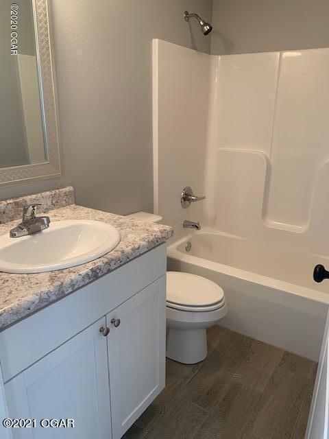 Building Photo - 314 Hardy St