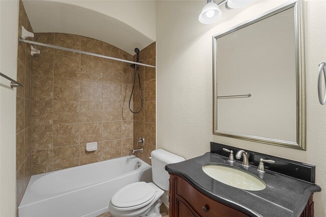 Building Photo - 12848 Walnut Ridge Dr