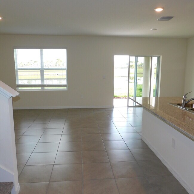 Building Photo - 17329 Reserva Dr