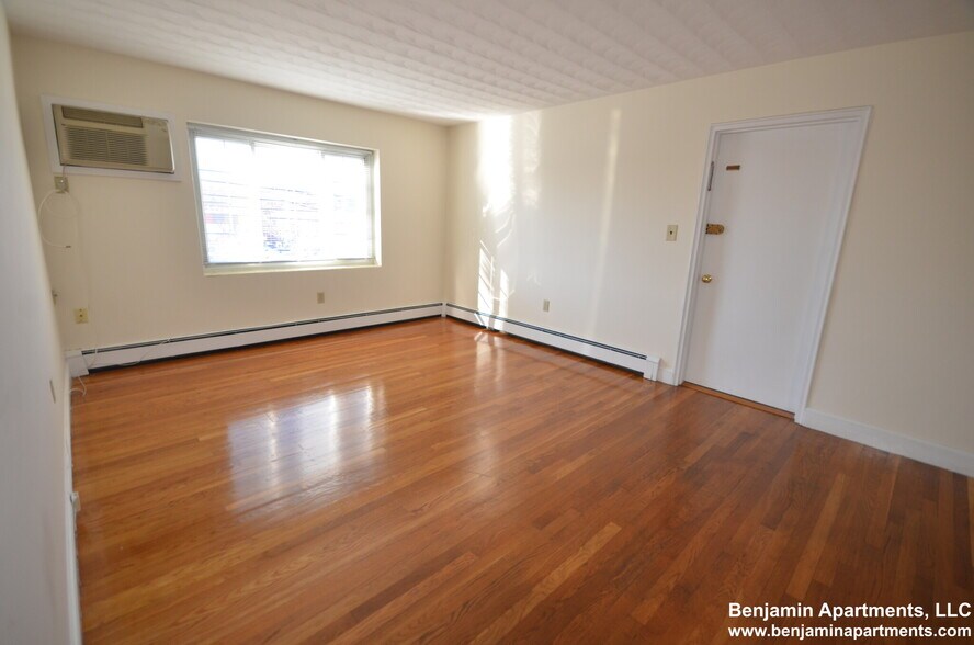 Building Photo - 339 Massachusetts Ave