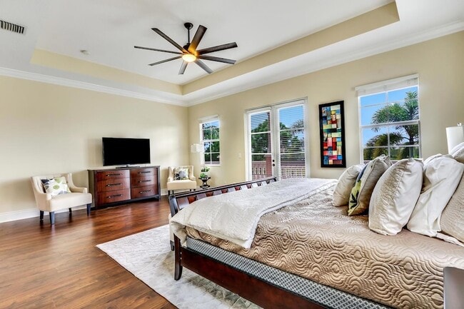 Building Photo - 128 Tulip Tree Ct