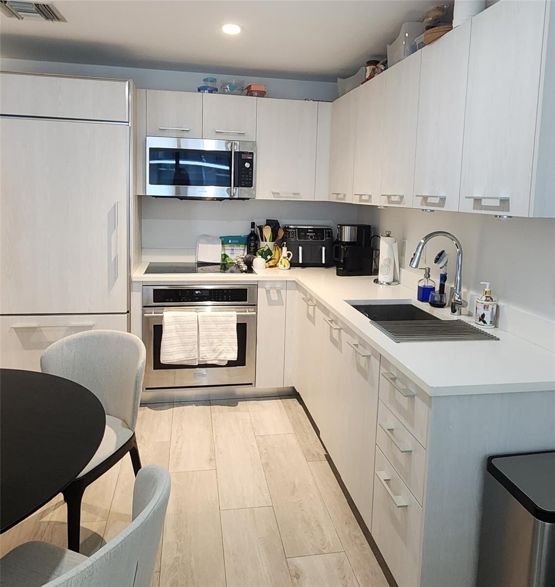 Building Photo - 45 SW 9th St